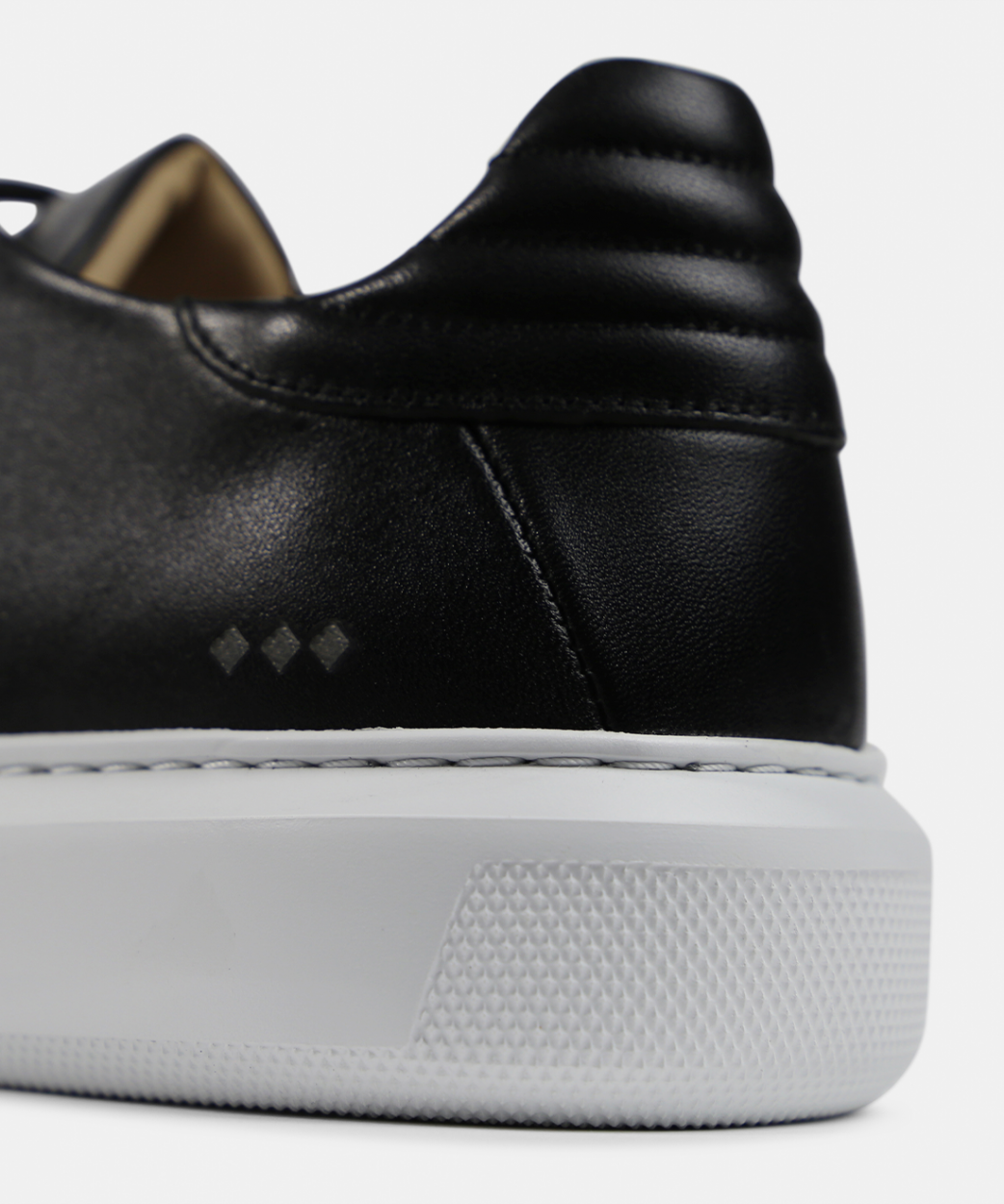 Cosmos Derby Shoe | Black