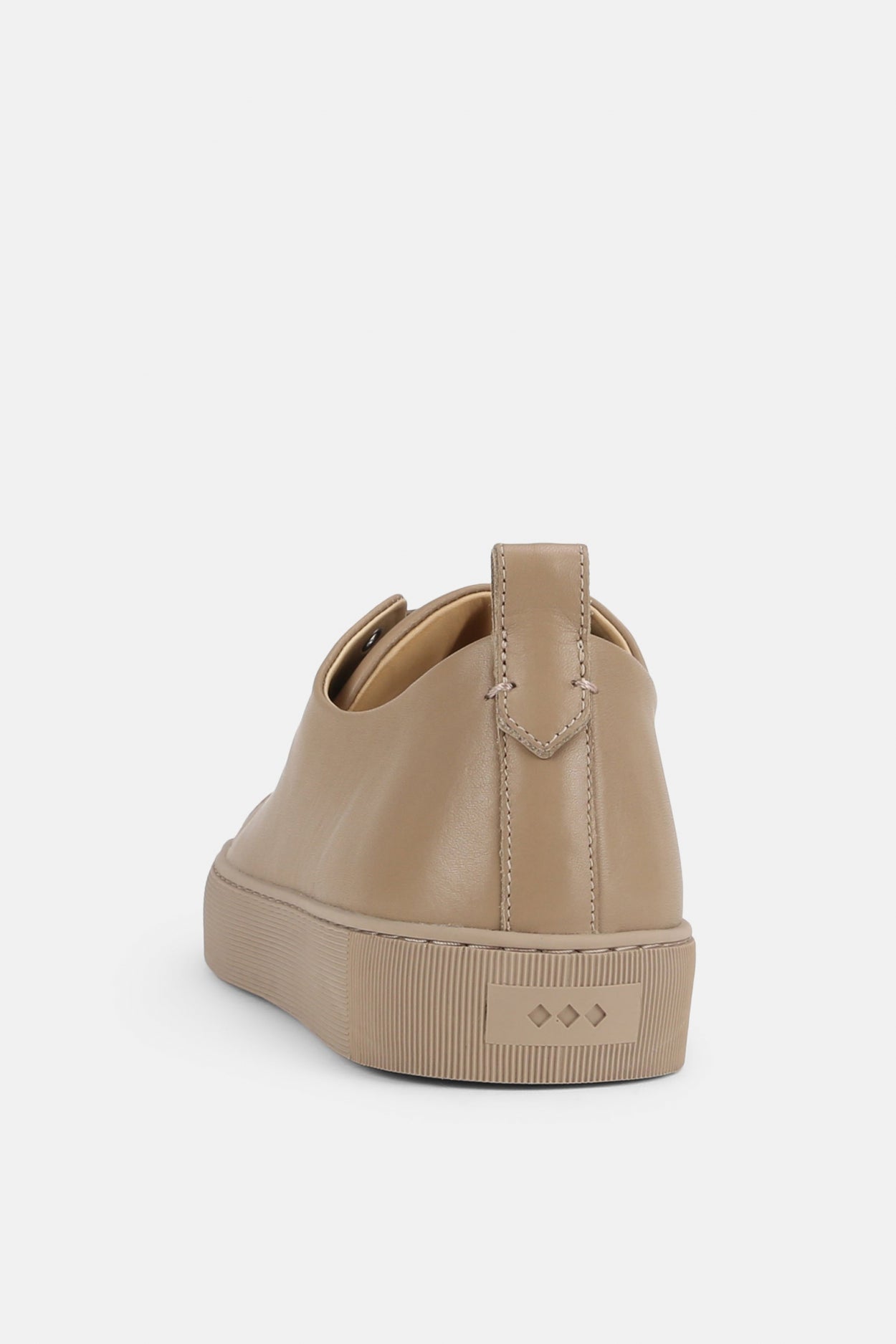 Doric Bound Sneaker 221 | Taupe