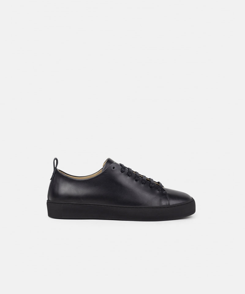 Doric Bound Sneaker | Black