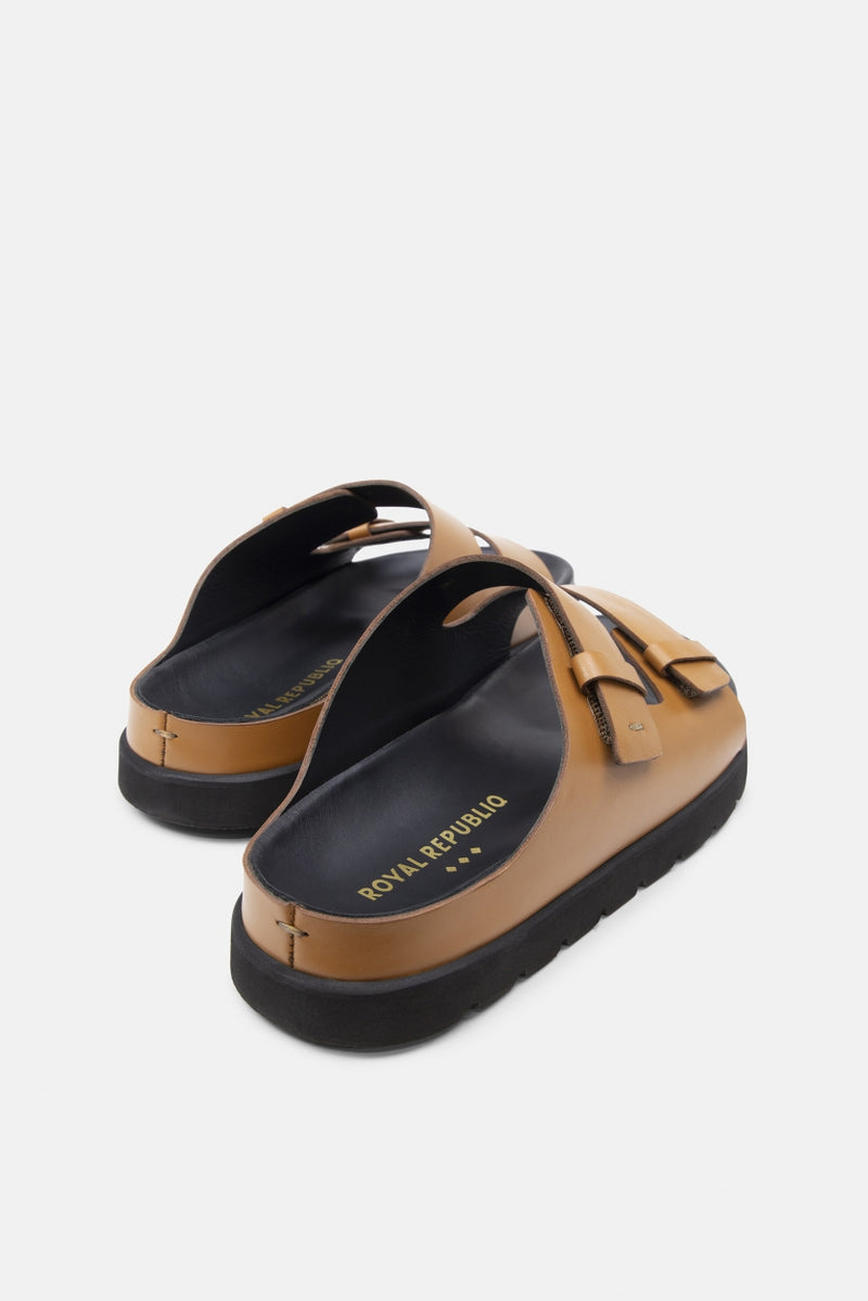 Pause Comfort Sandal | Tan