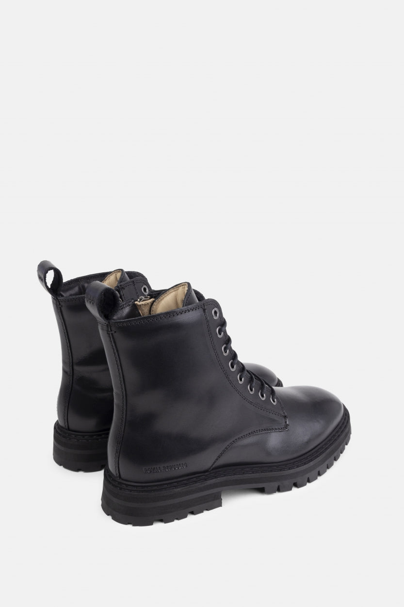 Downtown Lace Up Boot | Black
