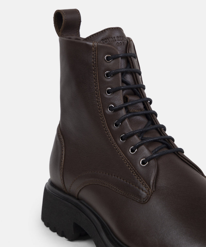 Domino Lace Up Boot 235 | Dark Brown