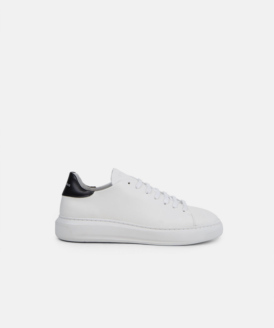 Cosmos Sneaker Lo 235 | White